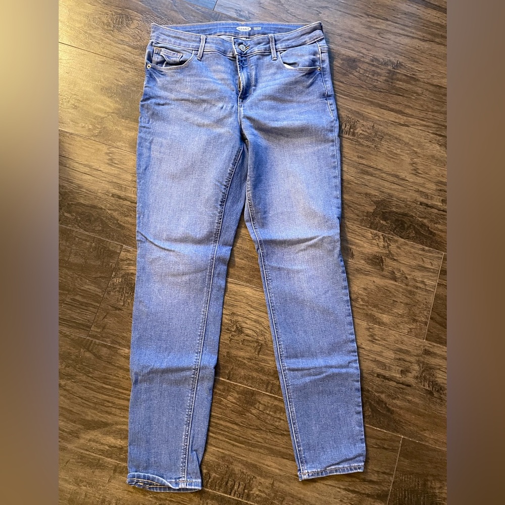 Old Navy Skinny Jeans Size 8